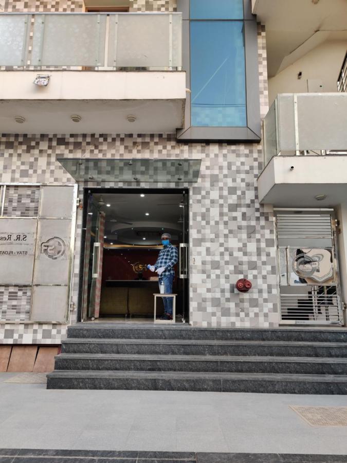 S.R. Residency Hotel Zirakpur Buitenkant foto